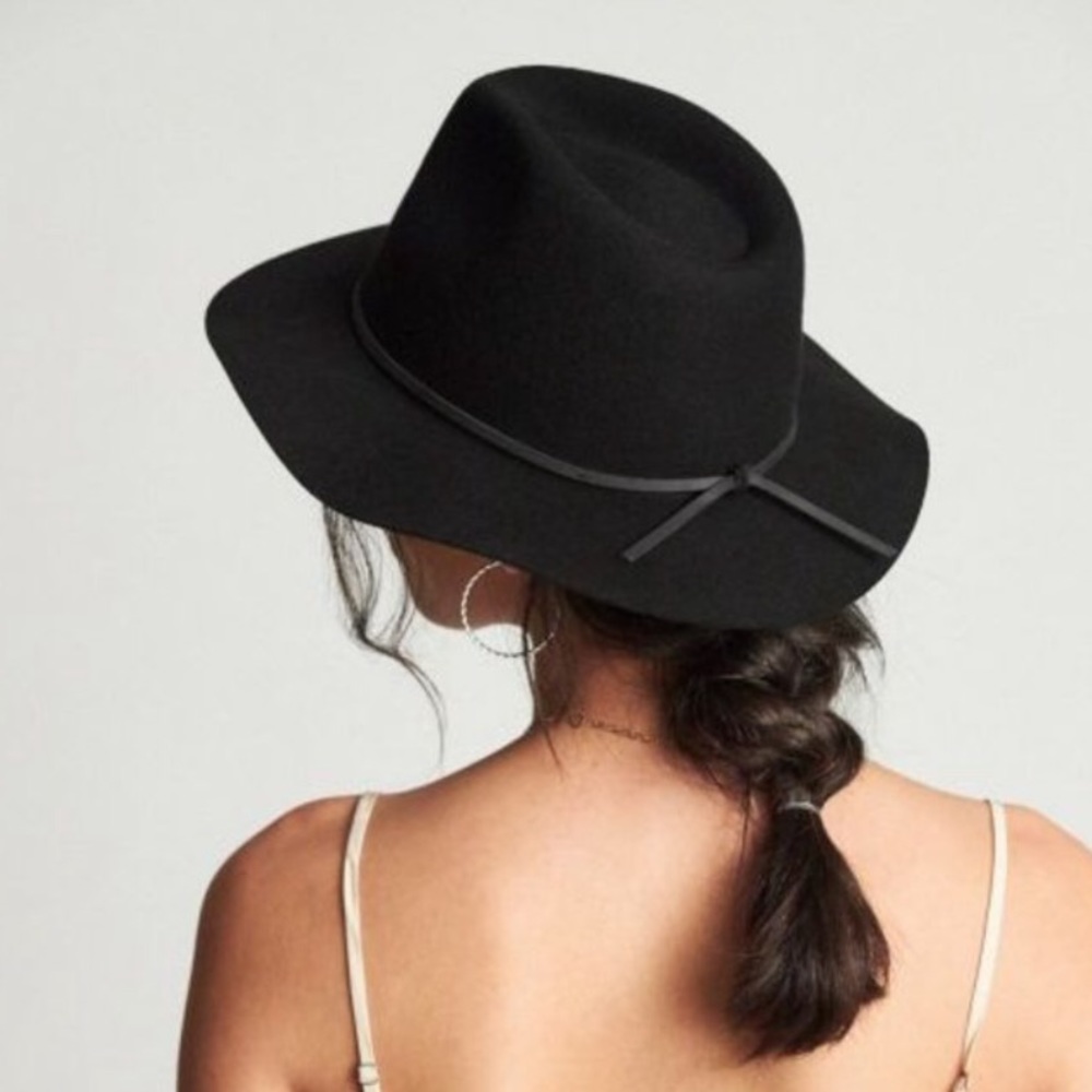 😊HP😊 BRIXTON Black Medium Brim Hat Leather Band